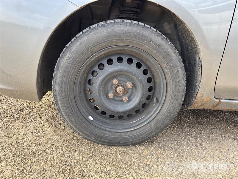 Nissan Versa Automobile Легковые автомобили