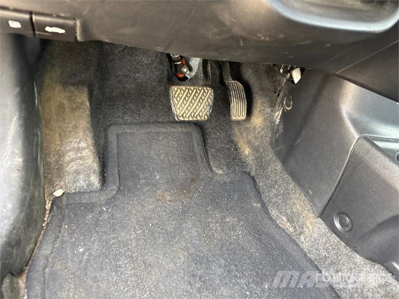 Nissan Versa Automobile Легковые автомобили