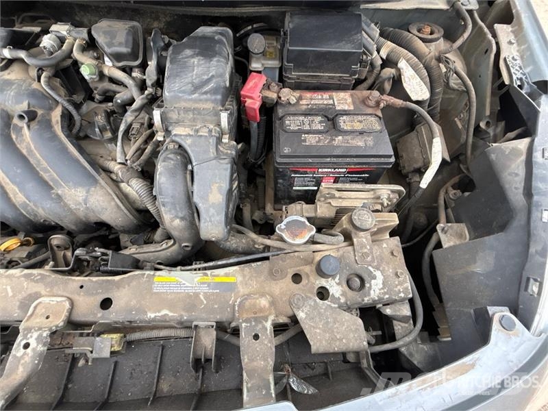 Nissan Versa SV Automobile Sõiduautod