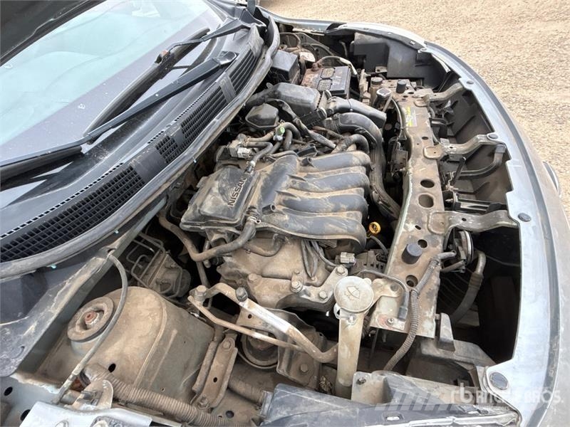 Nissan Versa SV Automobile Sõiduautod