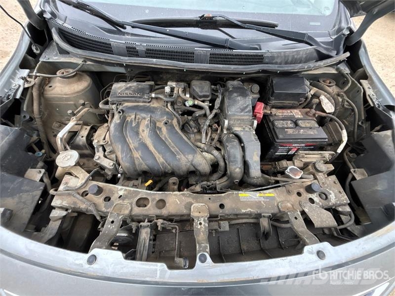 Nissan Versa SV Automobile Sõiduautod