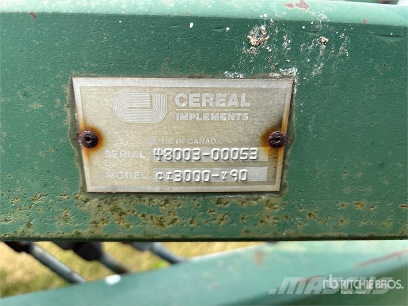 Noble 3000 30 ft Chisel Plow Keski pullukları