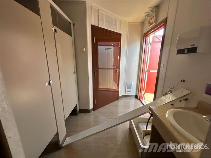 Noble Industries Lavatory 30 ft x 12 ft Skid-Mounted Was Būvniecība- Citi
