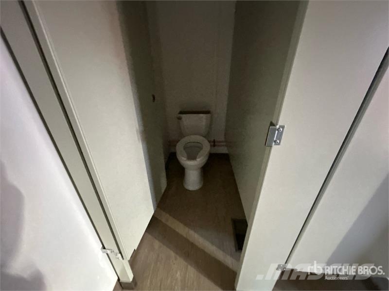 Noble Industries Lavatory 30 ft x 12 ft Skid-Mounted Was Būvniecība- Citi
