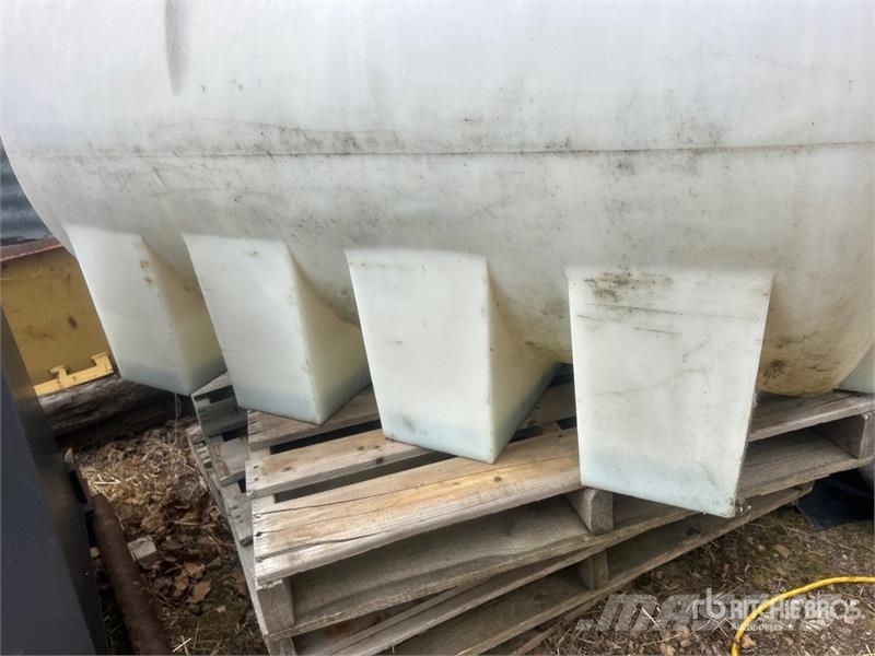  Nortco Plastics 300 gal Water Tank Kraftstoff- und Zusatzstoffbehälter