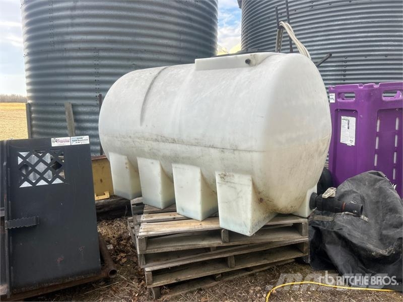  Nortco Plastics 300 gal Water Tank Kraftstoff- und Zusatzstoffbehälter