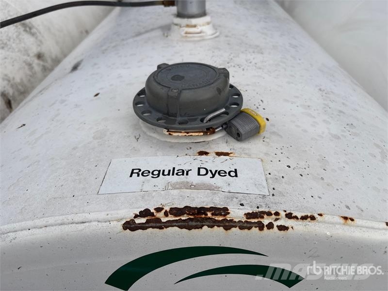 Northern Steel 1000 gal Diesel Fuel Tank Kütusemahutid