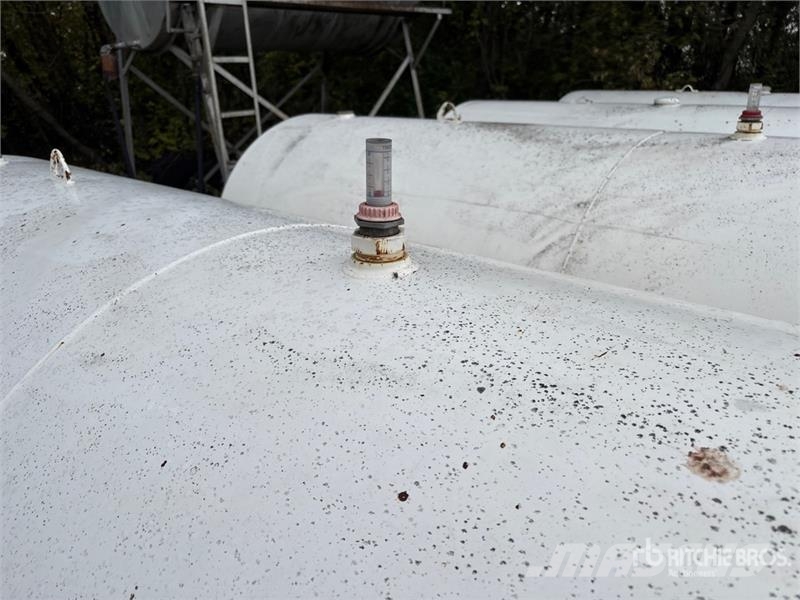  Northern Steel 1000 gal Diesel Fuel Tank Баки для топлива и присадок