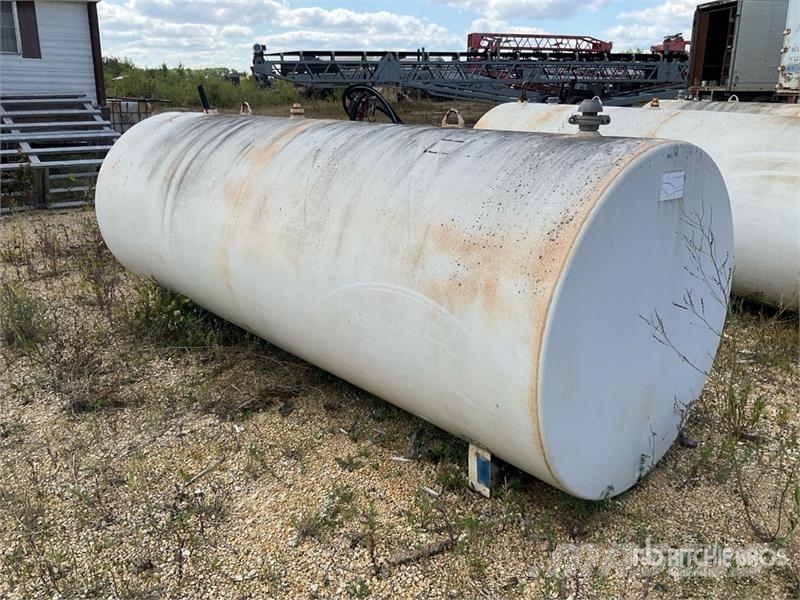  Northern Steel Industries 1000 gal Steel Diesel Fu Nádrže na palivo a aditiva