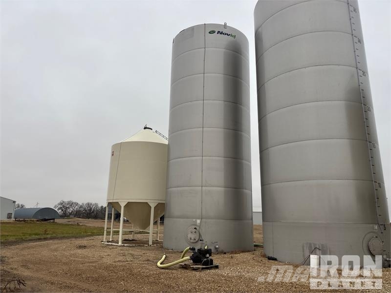  Novid 60900 gal Fertilizer Nurse Tank ماكينات زراعية - غير ذلك