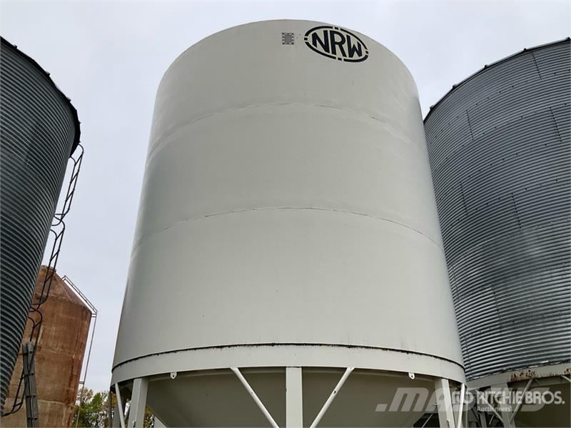  NRW +/- 3000 bu Smooth Wall Hopper Grain Bin Macchine/unitá di lavorazione e stoccaggio/altri