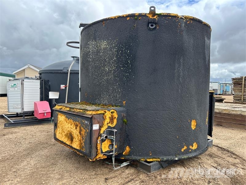 NWP Industries 100 bbl Skid Mounted Steel Insulate 연료 및 첨가제 탱크