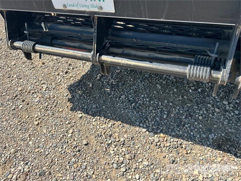Oasis 30 ft Tri/A Equipment Trailer Remolques para transporte de vehículos