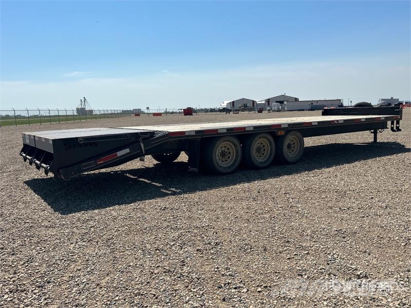 Oasis 30 ft Tri/A Equipment Trailer Remolques para transporte de vehículos
