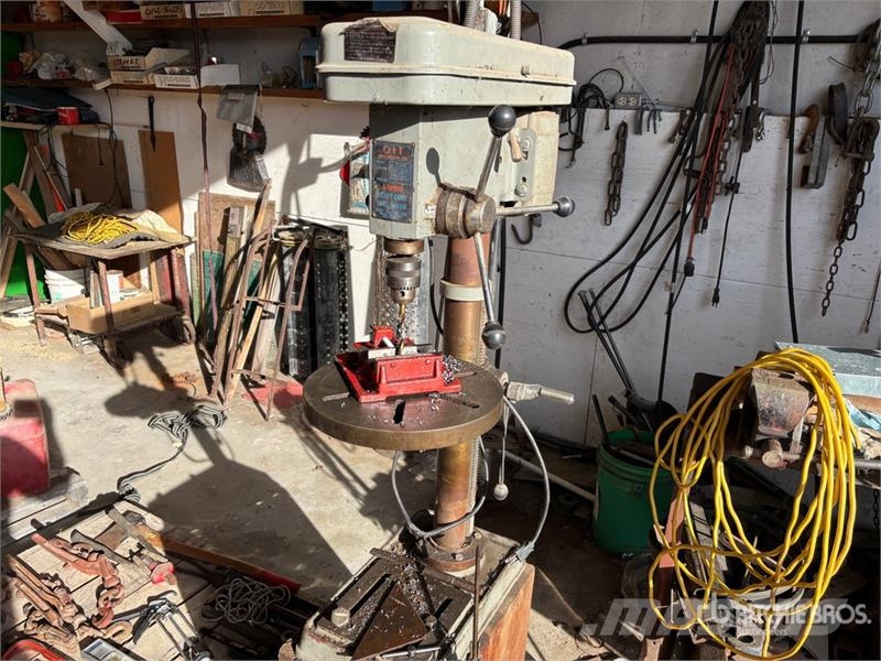 OIT 5 Speed Drill Press Andre komponenter