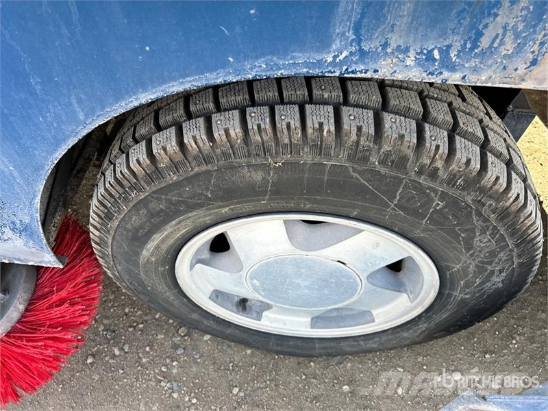 Olympia Awd Ice Resurfacer Egyéb útkarbantartó és hókotró gépek