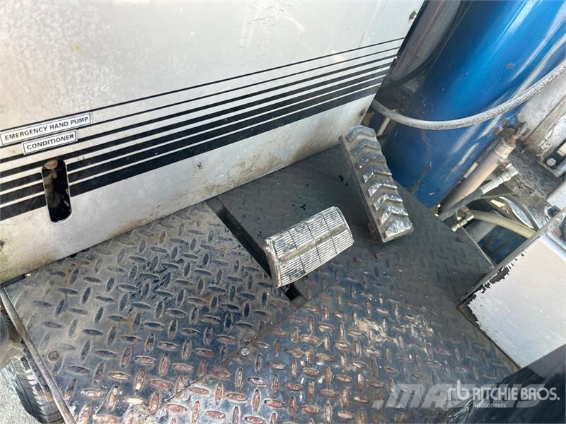 Olympia Awd Ice Resurfacer Egyéb útkarbantartó és hókotró gépek