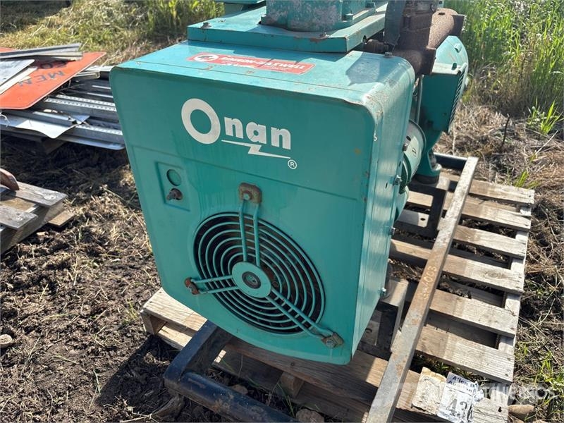 Onan 15.0JC-9XR/12370U 15 kW Skid-Mounted Generator Set Generadores diésel