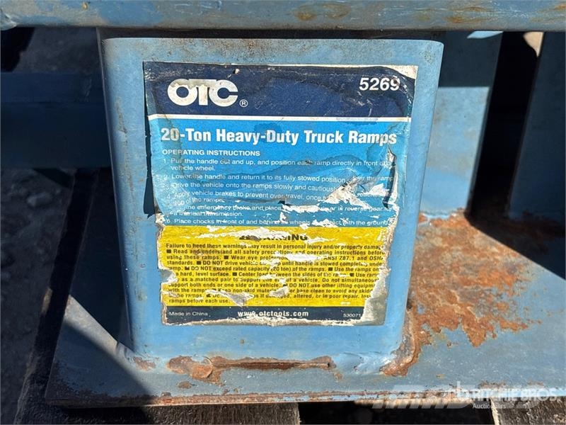  OTC 20-Ton Heavy Duty Truck Ramps Utilaje construcții - Altele