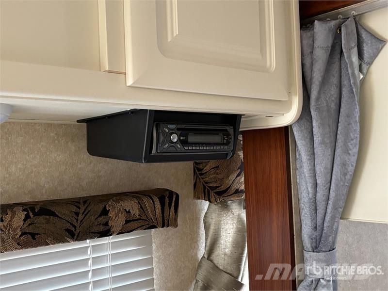 Outback OB18RS07 18 ft T/A Travel Trailer Otros remolques