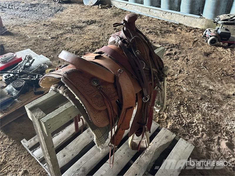 Ozark Leather Co. 16 in Saddle Оборудование для животноводческих ферм