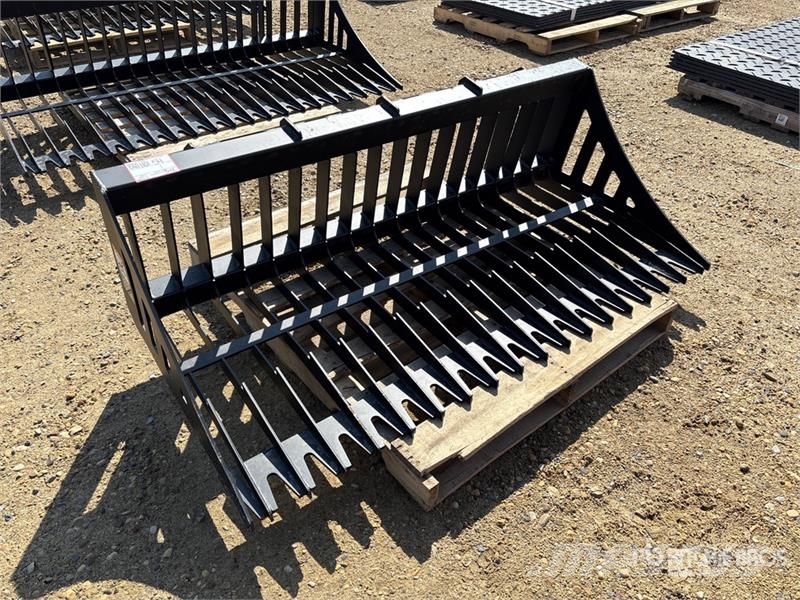 PABREAK GB130 64 in Skeleton Skid Steer Bucket (Un Godet