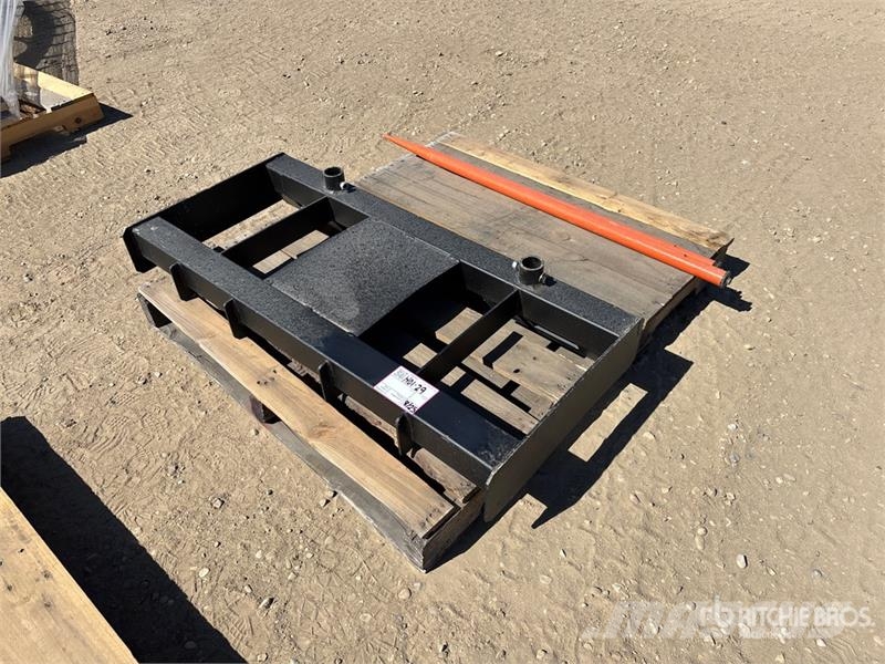 PABREAK GCC56 45 in Skid Steer Bale Spear (Unused) Drugi deli