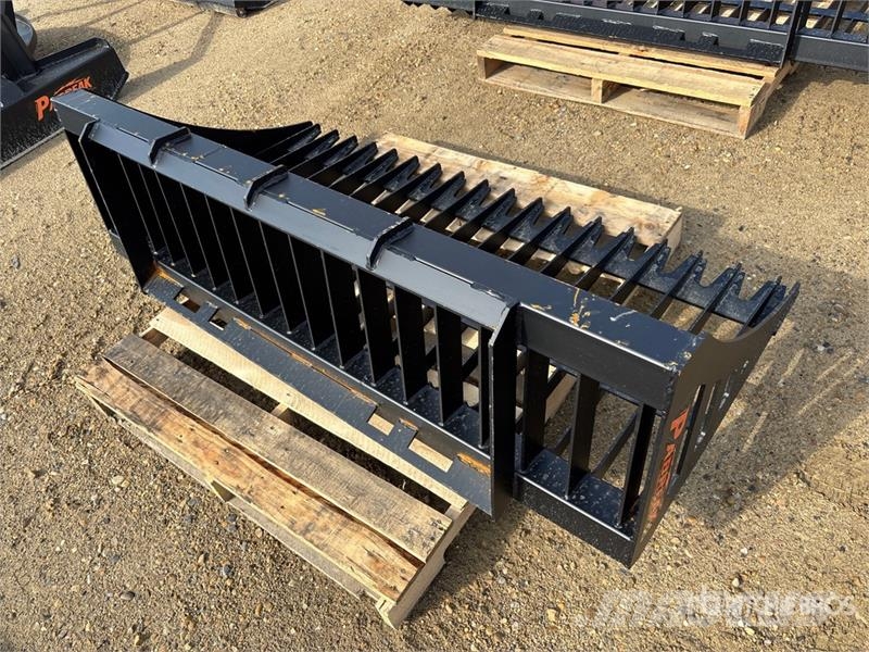 PABREAK RB110 64 in Skeleton Skid Steer Bucket (Un Godet