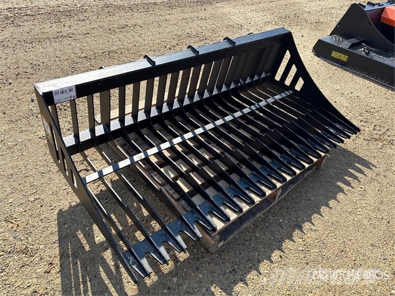 PABREAK RB130 72 in Skeleton Skid Steer Bucket (Un Godet