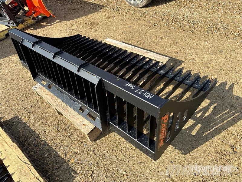 PABREAK RB140 80 in Skeleton Skid Steer Bucket (Un Godet
