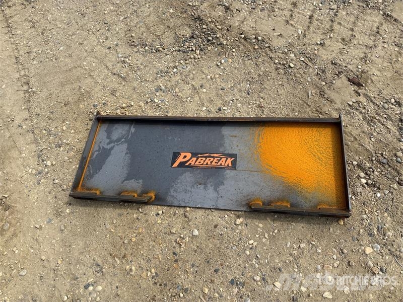 PABREAK UAP28 45 in Skid Steer Attachment Mounting Drugi deli