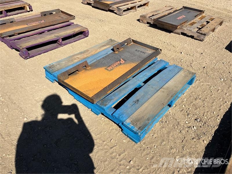 PABREAK UAP28 45 in Skid Steer Attachment Mounting Ďalšie komponenty