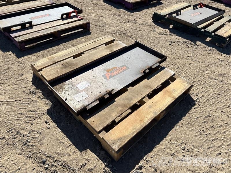 PABREAK UAP28 45 in Skid Steer Attachment Mounting Drugi deli