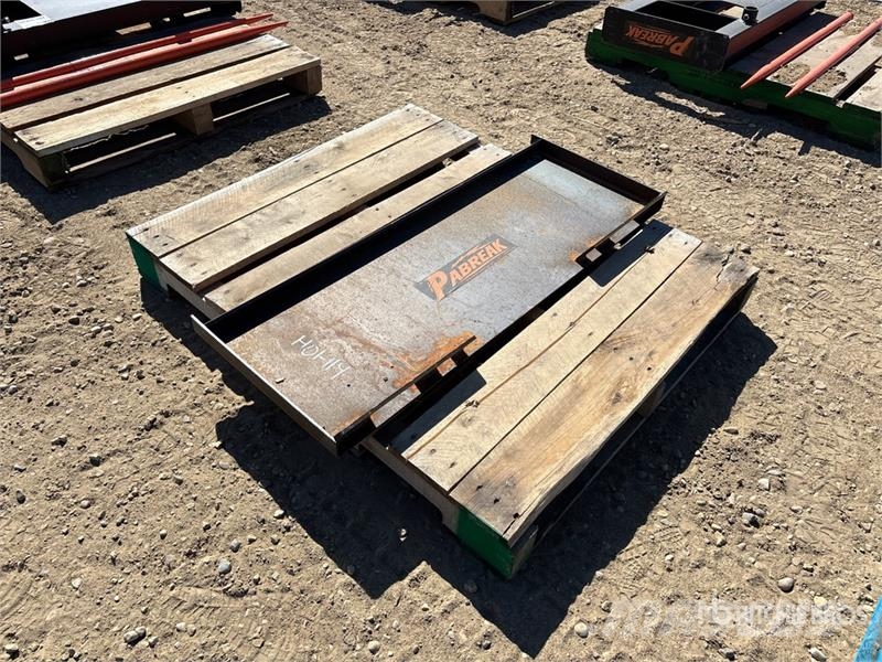  PABREAK UAP28 45 in Skid Steer Attachment Mounting Ďalšie komponenty