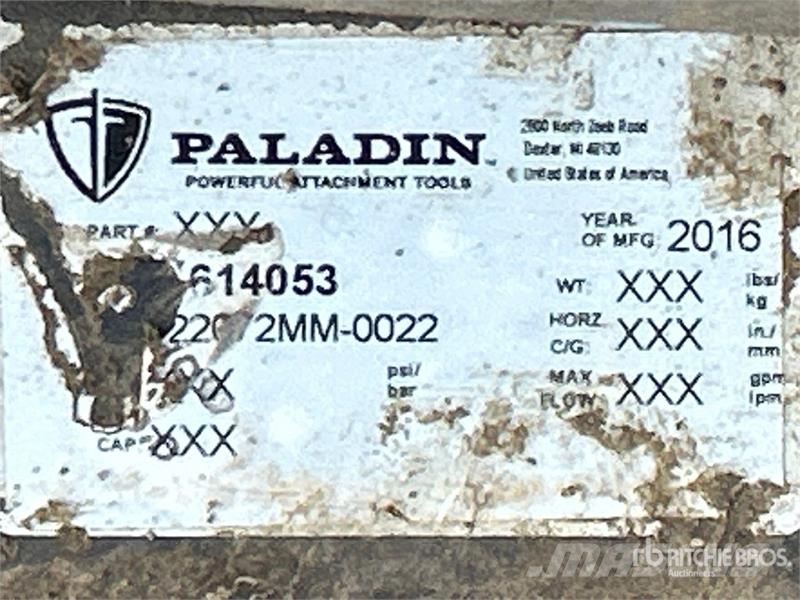 PALADIN 22072MM-0022 72 in Skid Steer Sweeper Balayeuse / Autolaveuse
