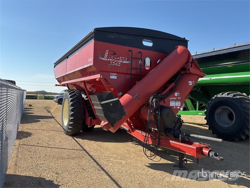 Parker 1348 1300 bu S/A Grain Cart مقطورة حبوب
