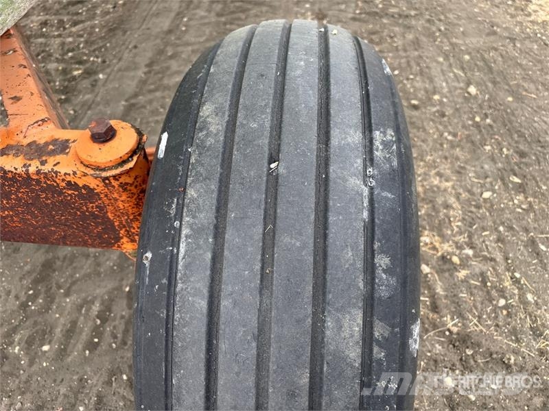 Parker 250 bu Grain Wagon مقطورة حبوب