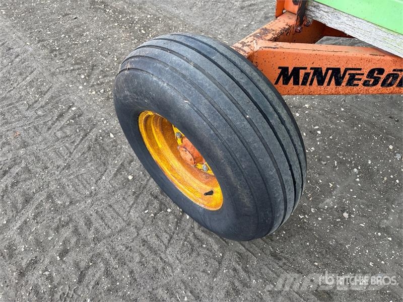 Parker 250 bu Grain Wagon مقطورة حبوب
