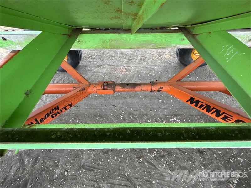 Parker 250 bu Grain Wagon مقطورة حبوب