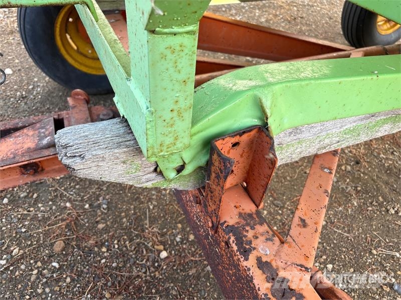 Parker 250 bu Grain Wagon مقطورة حبوب