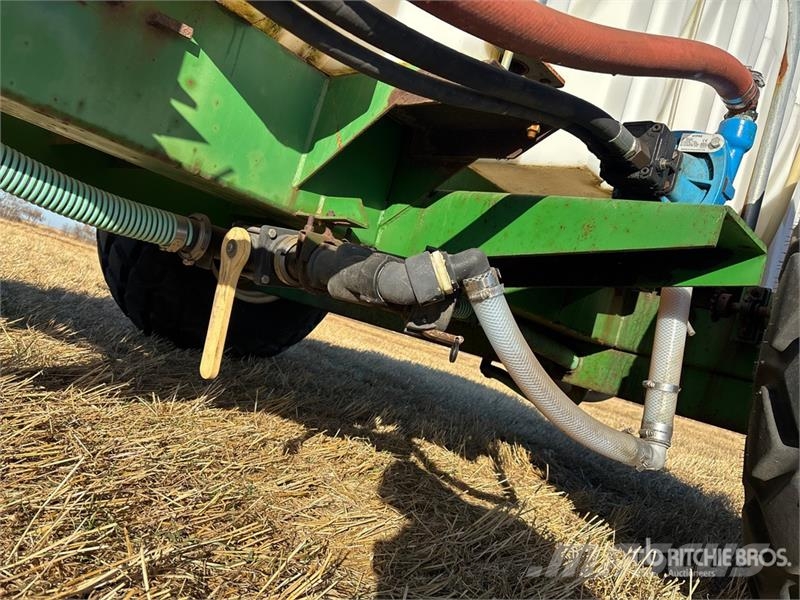 Pattison 2150 2500 gal Tow-Behind Fertilizer Cart Esparcidoras de minerales