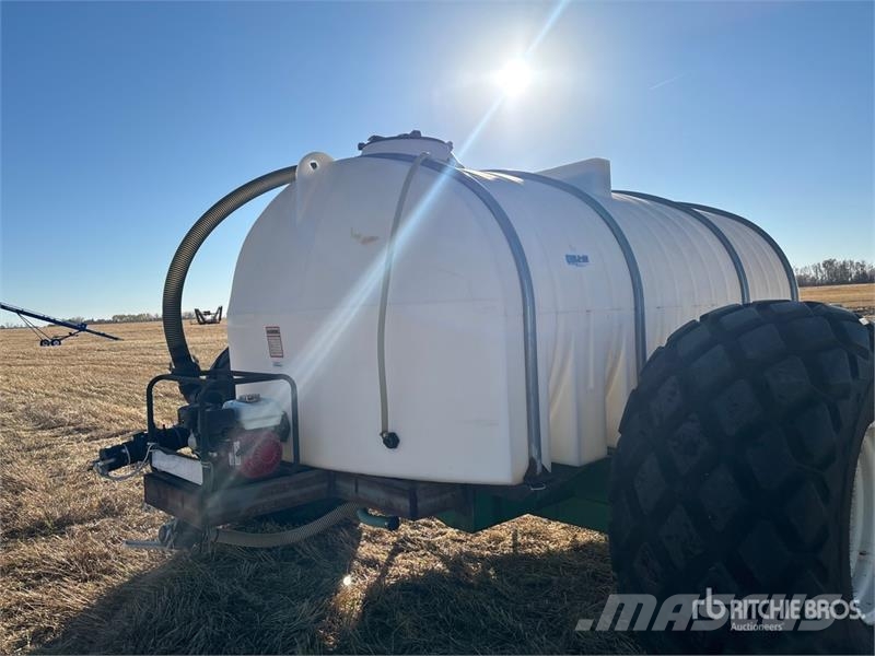 Pattison 2150 2500 gal Tow-Behind Fertilizer Cart Esparcidoras de minerales