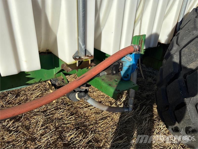 Pattison 2150 2500 gal Tow-Behind Fertilizer Cart Esparcidoras de minerales