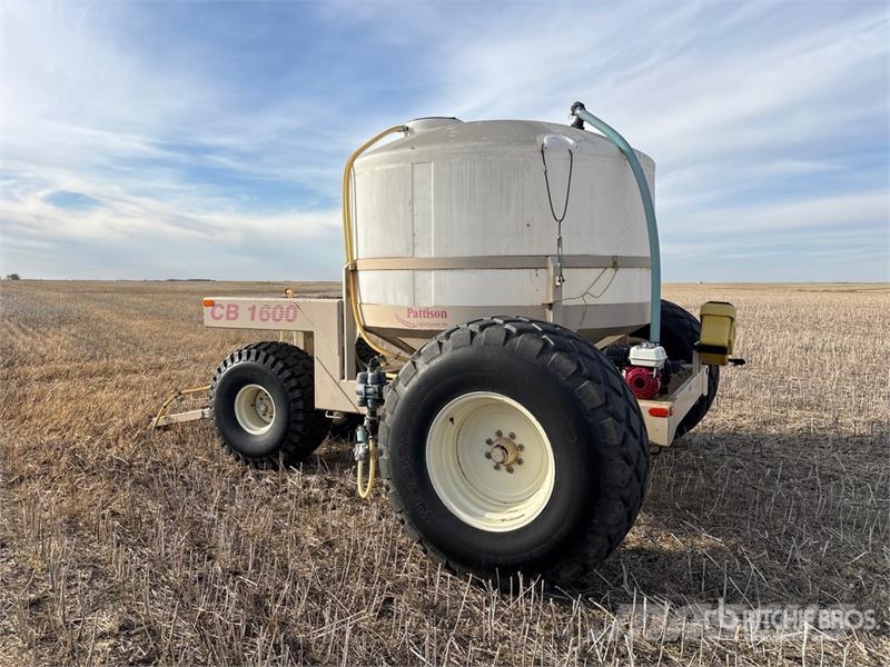 Pattison CB 1600 1600 gal Tow-Behind Liquid Fertil Mineral spreaders