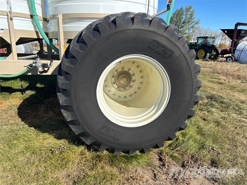 Pattison PLS5210 5200 gal Tow-Behind Fertilizer Ca Mineral spreaders