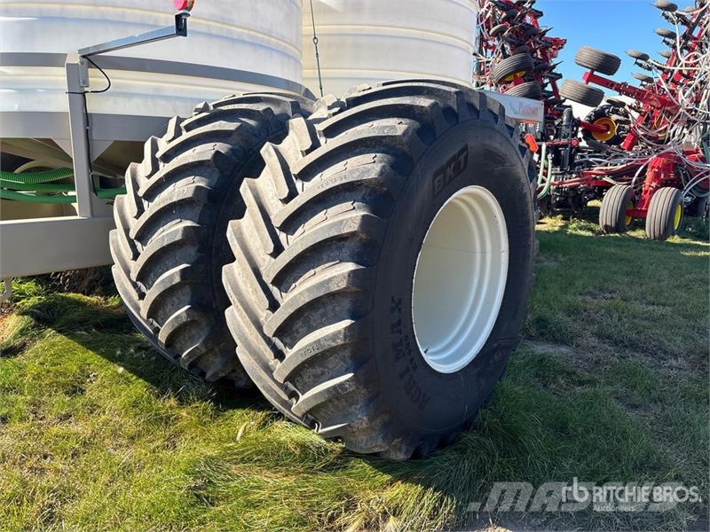 Pattison PLS5210 5200 gal Tow-Behind Fertilizer Ca Mineral spreaders