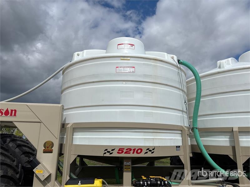 Pattison PLS5210 5200 gal Tow-Behind Fertilizer Ca Trosilniki mineralnega gnojila