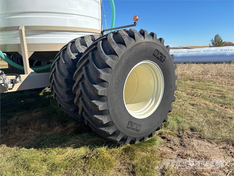 Pattison PLS5210 5200 gal Tow-Behind Fertilizer Ca Mineral spreaders