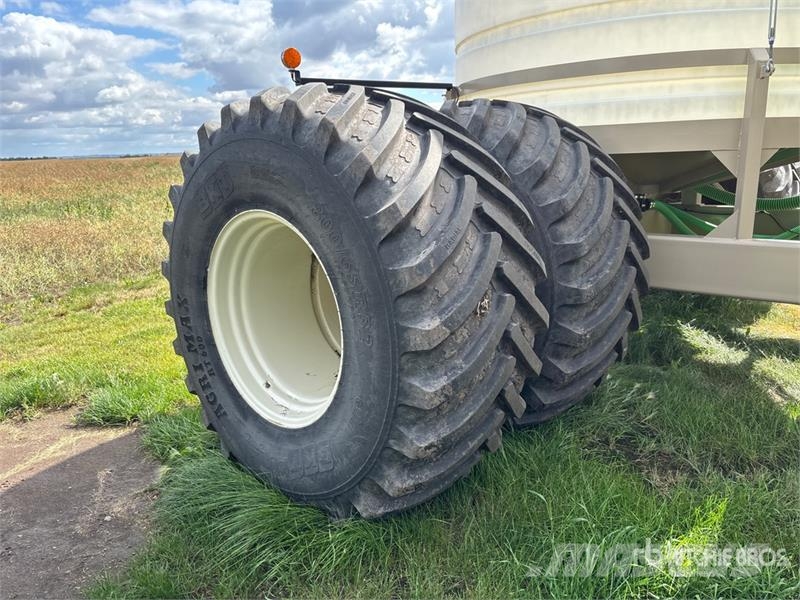 Pattison PLS5210 5200 gal Tow-Behind Fertilizer Ca Trosilniki mineralnega gnojila