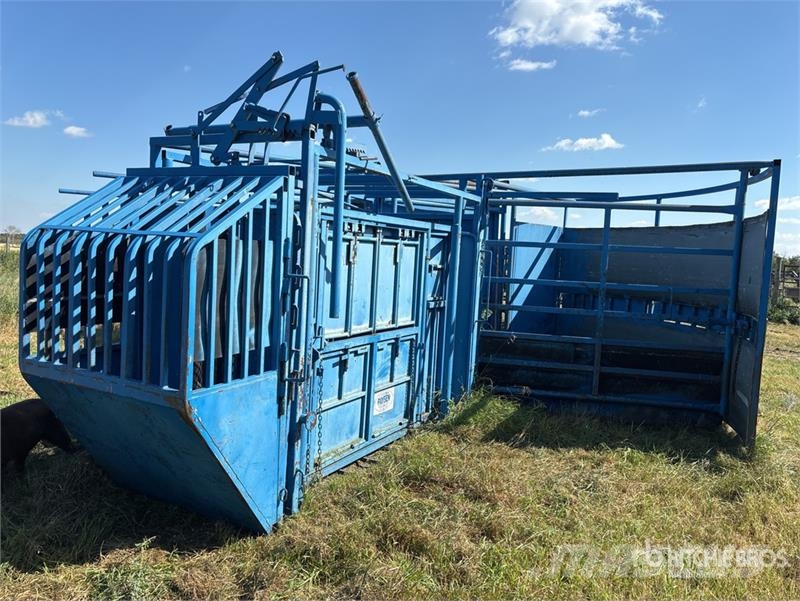  Paysen Squeeze Chute ماكينات زراعية - غير ذلك
